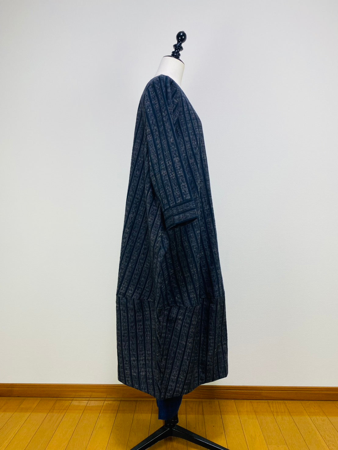 【遠州織物】裾切替えコクーンワンピース　2カラー　逆スラブ絣ストライプ　222101