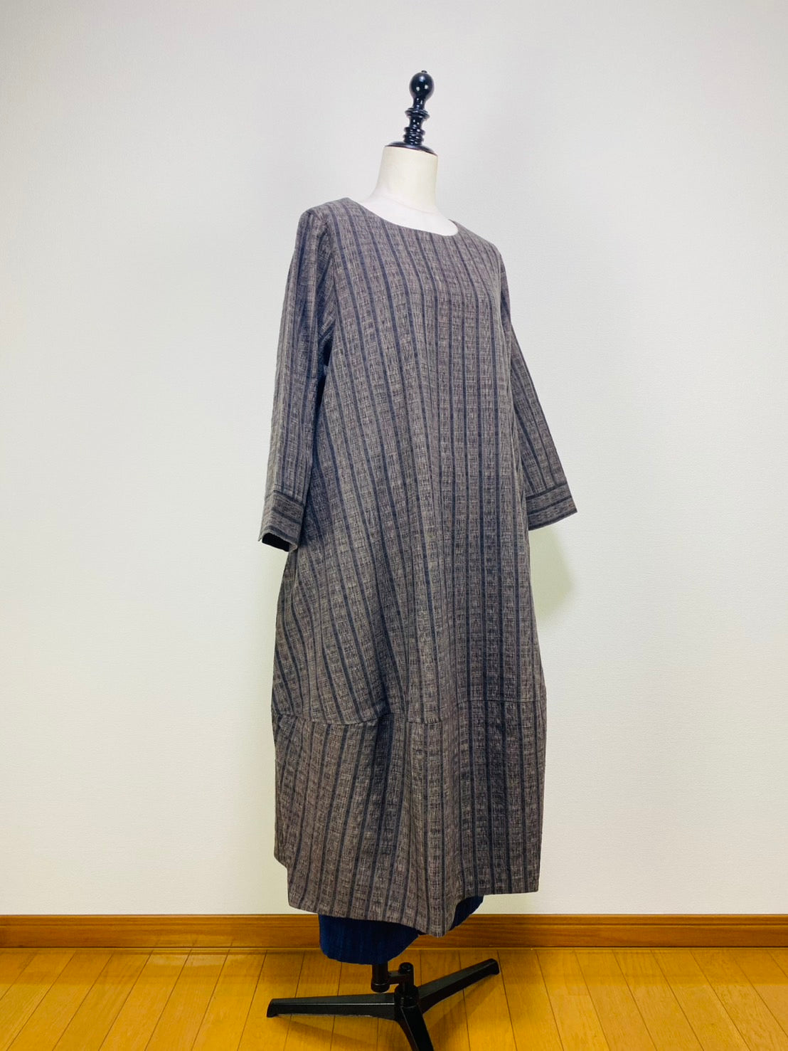 【遠州織物】裾切替えコクーンワンピース　2カラー　逆スラブ絣ストライプ　222101