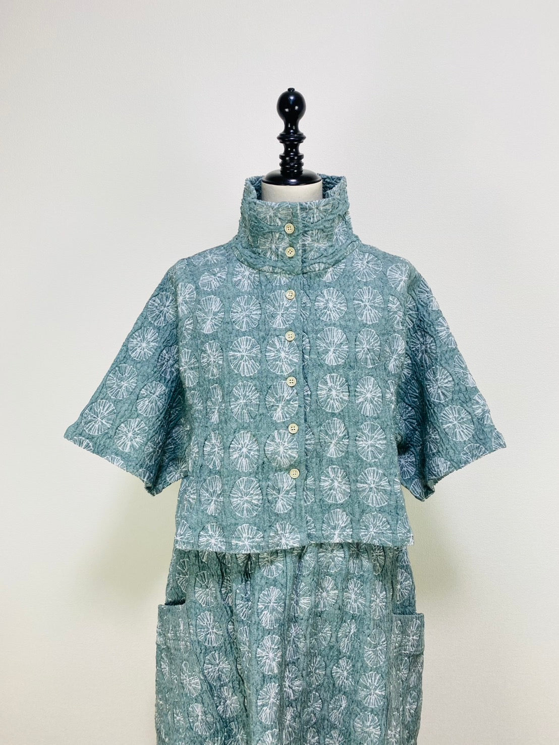 【ネット限定品】富士吉田ジャガード織　セットアップ　ボレロ風ジャケット　フレアースカート　ライトブルー