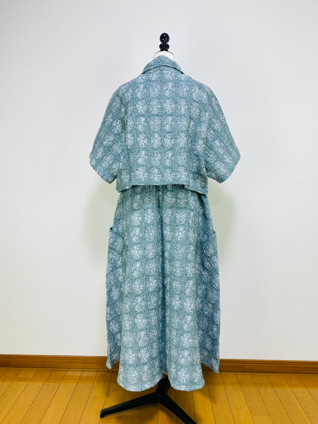 【ネット限定品】富士吉田ジャガード織　セットアップ　ボレロ風ジャケット　フレアースカート　ライトブルー