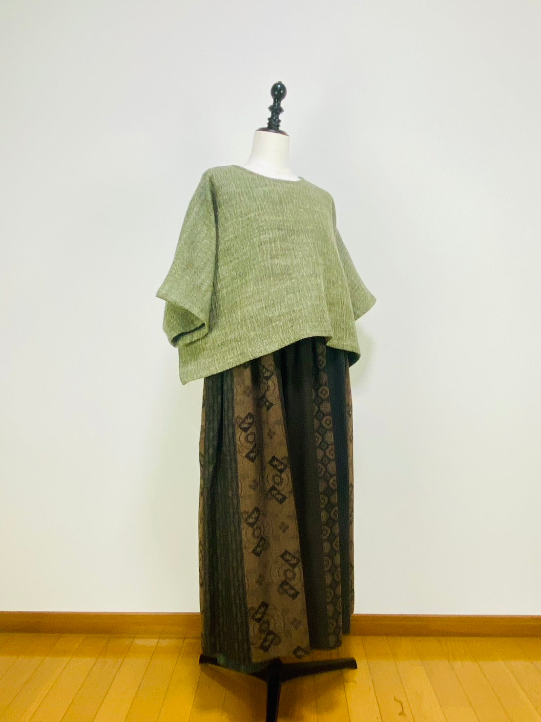 【遠州織物】ゆったりポンチョ　２カラー　綿ウール麻二重織　204022