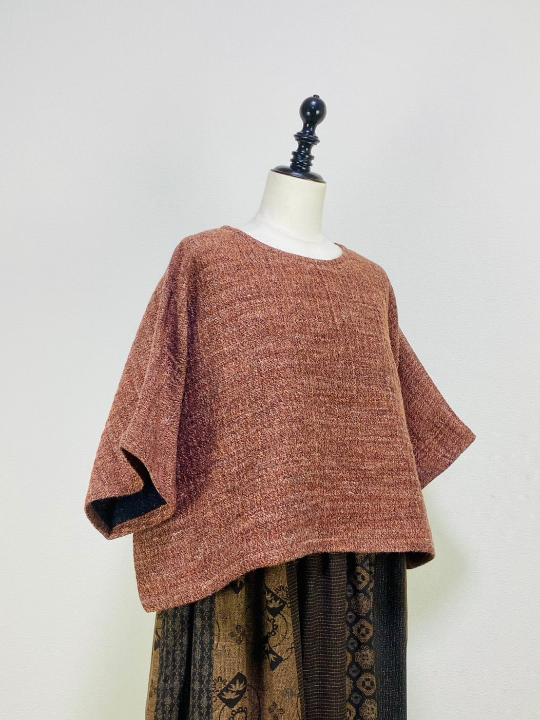 【遠州織物】ゆったりポンチョ　２カラー　綿ウール麻二重織　204022