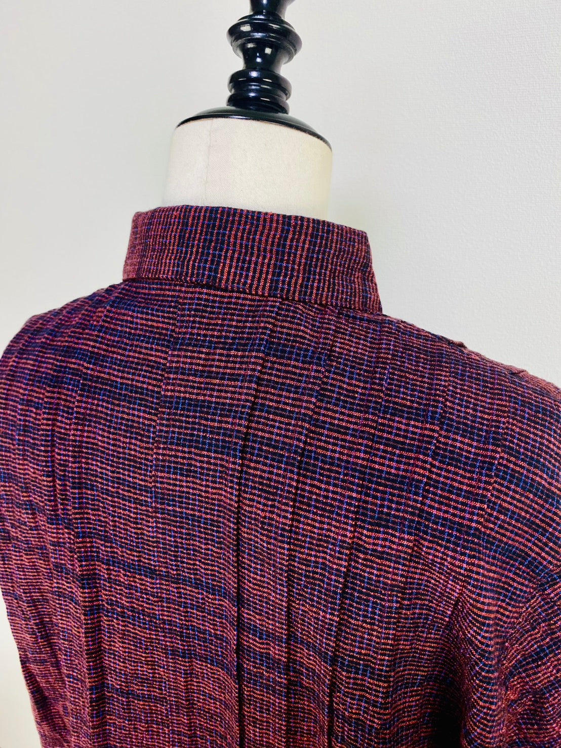 【遠州織物】ピンタックのワンピース　2カラー　みじん絣楊柳　252091