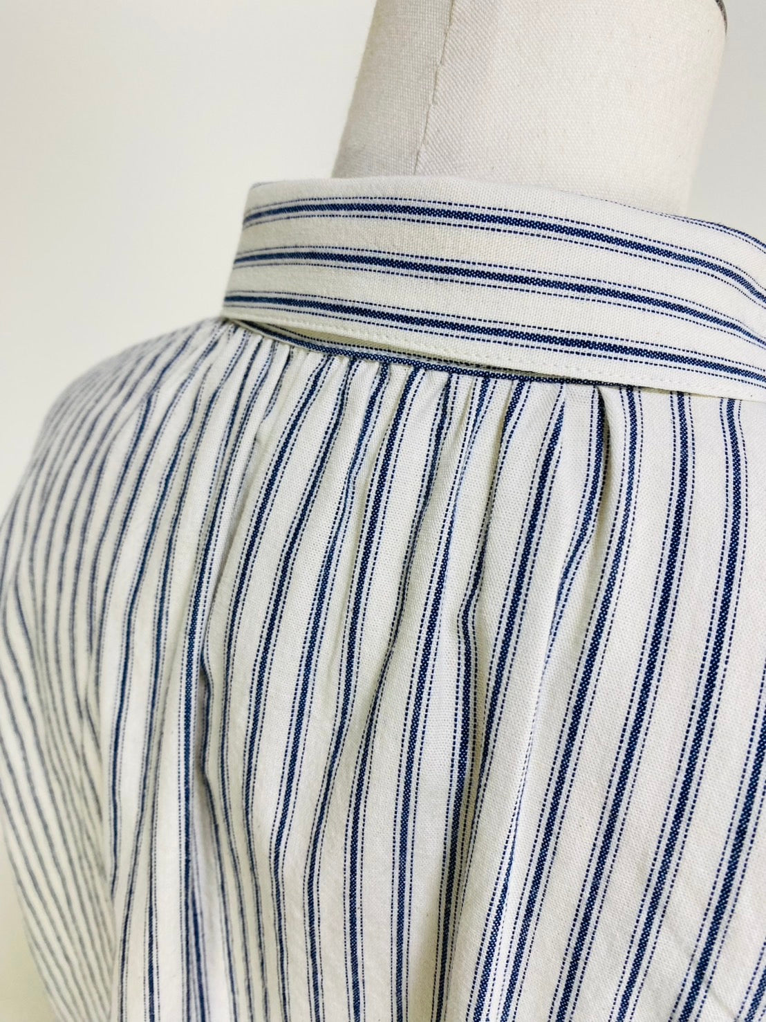 【岡山インディゴ】丸襟ゆったりブラウス　7分袖　２柄　先染めストライプ　SU19108