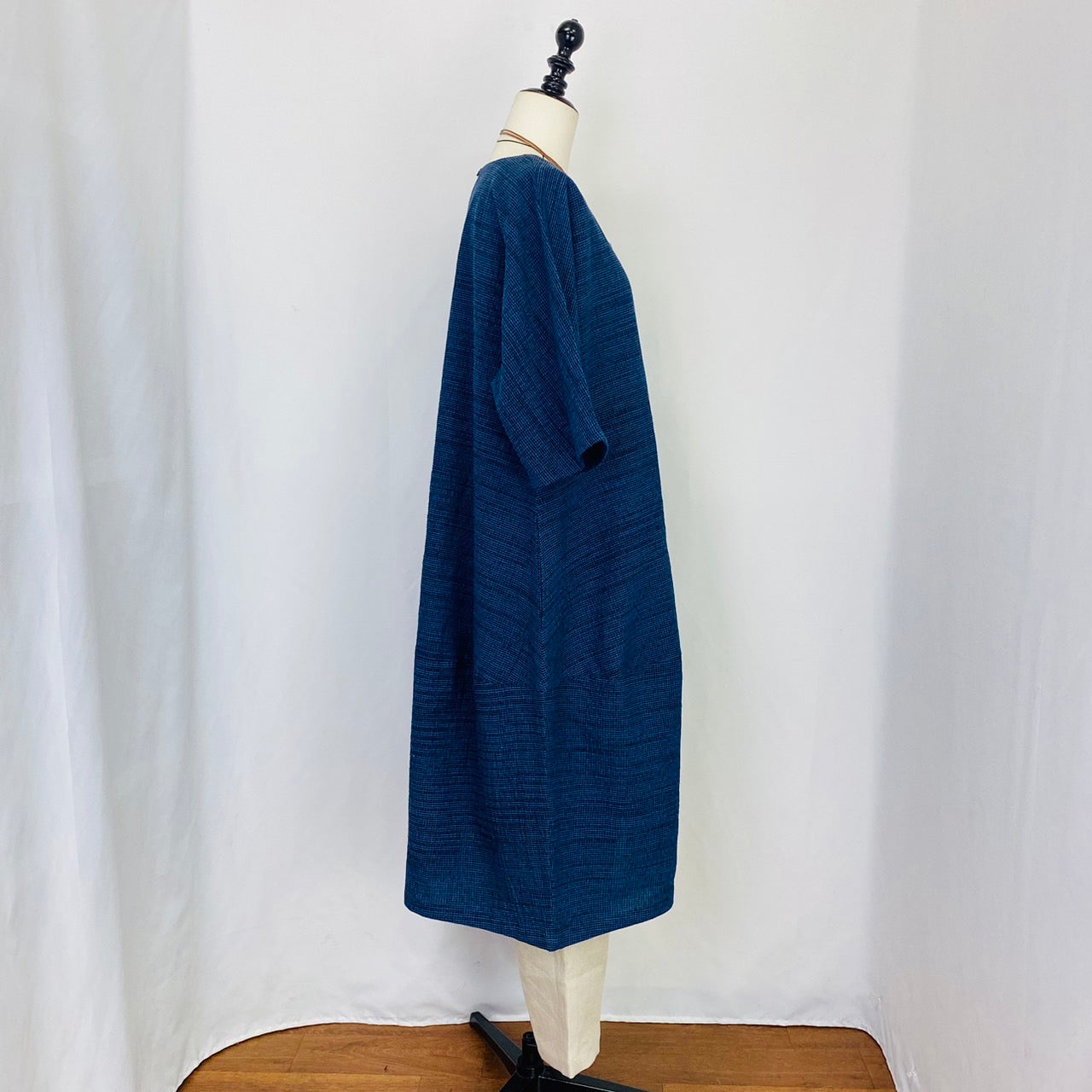 【遠州織物】　切替えビッグワンピース   3カラー　遠州織物　青みじん絣楊柳　逆スラブ  232011