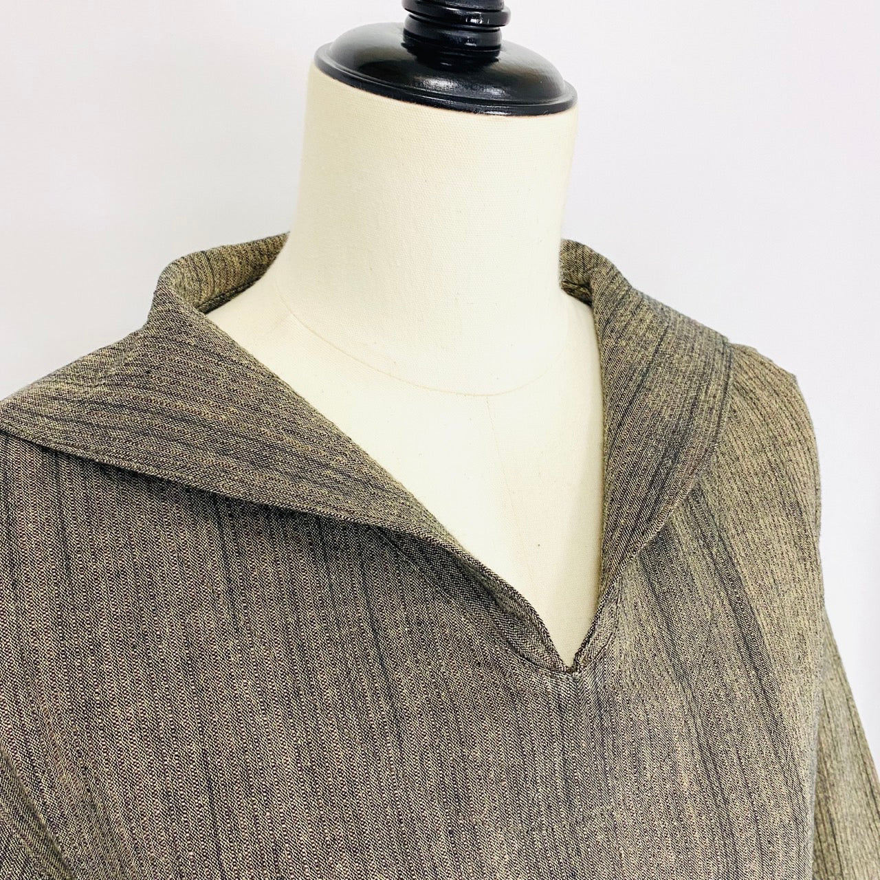 【遠州織物】セーラーカラーの切替ギャザーワンピース　2カラー　逆スラブストライプ　うすで　252011　