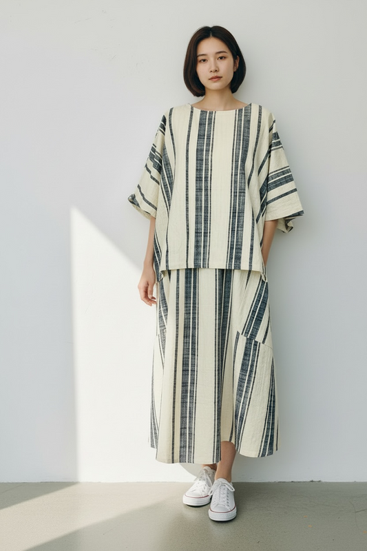 【遠州織物】大きなポッケのフレアースカート　白黒　逆スラブ大ストライプ　245021-5